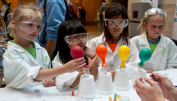 Children from UCSF Camps visit Genentech Hall on Aug. 16.