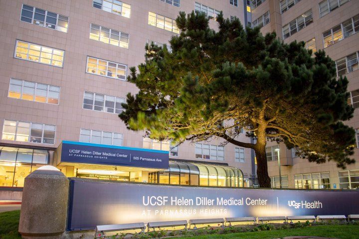 exterior of the UCSF Medical Center at Parnassus Heights at night