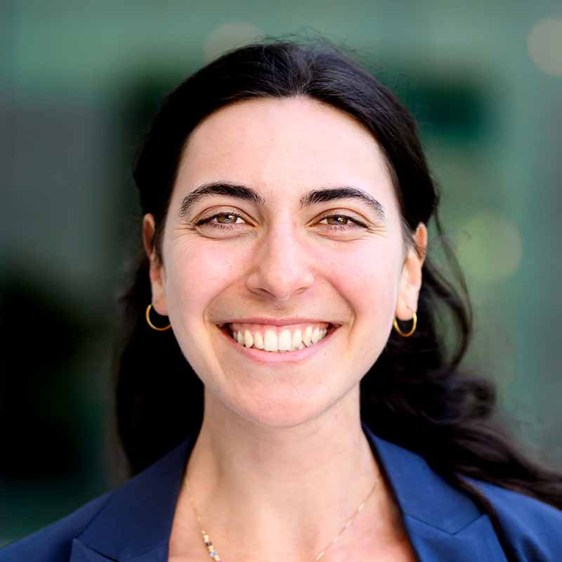 Headshot of Mika Matera Vatnick.