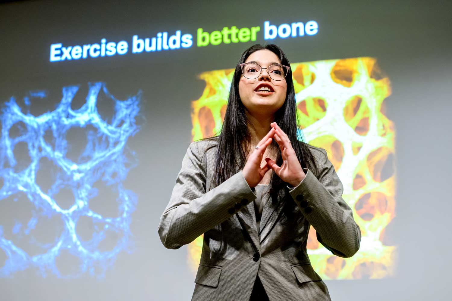 2026 Grad Slam finalist Nadja Michelle Maldonado Luna presents her talk at the 2026 Grad Slam event.