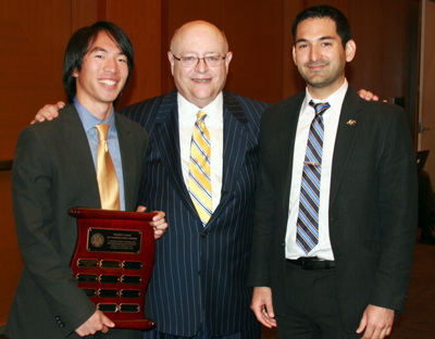Jason Tien, a UCSF doctoral student, UC President Mark Yudof and Alberto Hinjosa