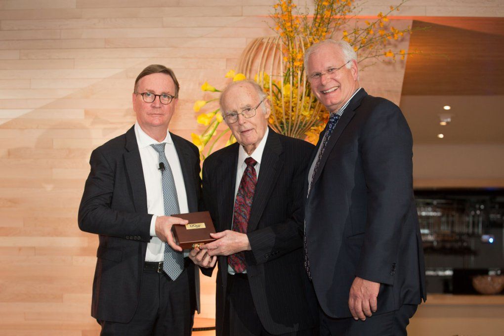 Gordon Moore (center) receives the UCSF Medal award from Chancellor Sam Hawgood (left) and UCSF Health President & CEO Mark Laret (right).