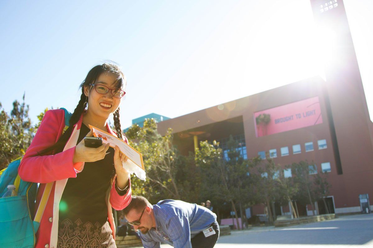 Winner of raffle receives prize