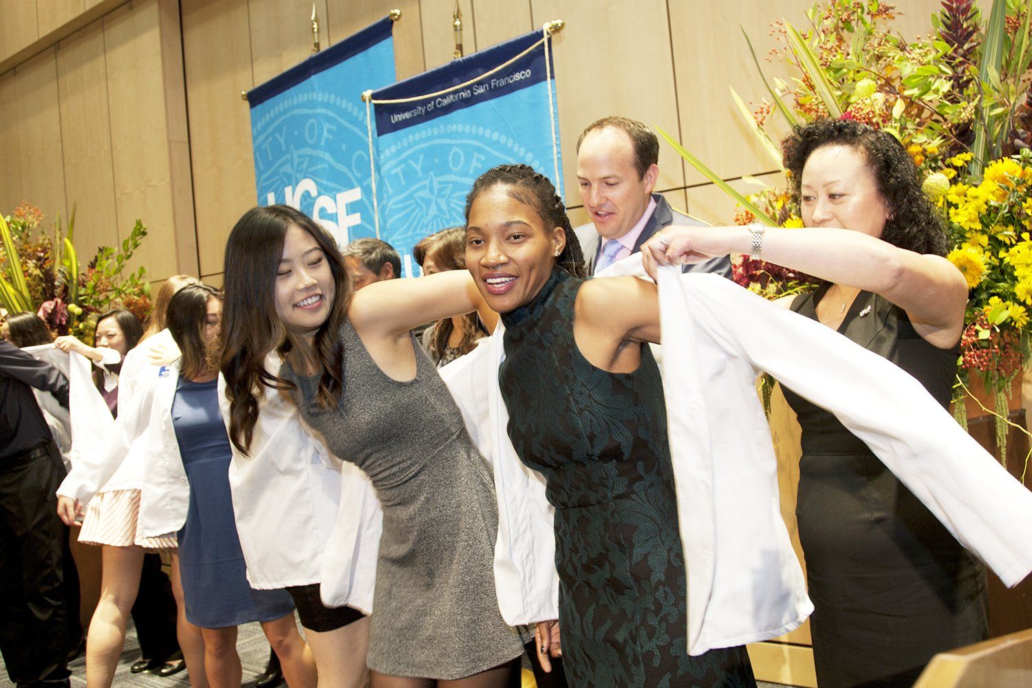 UCSF School of Pharmacy students receive their white coats