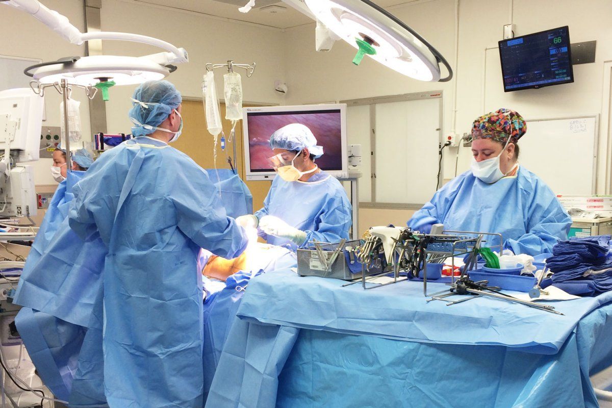UCSF operating room for kidney transplant donor