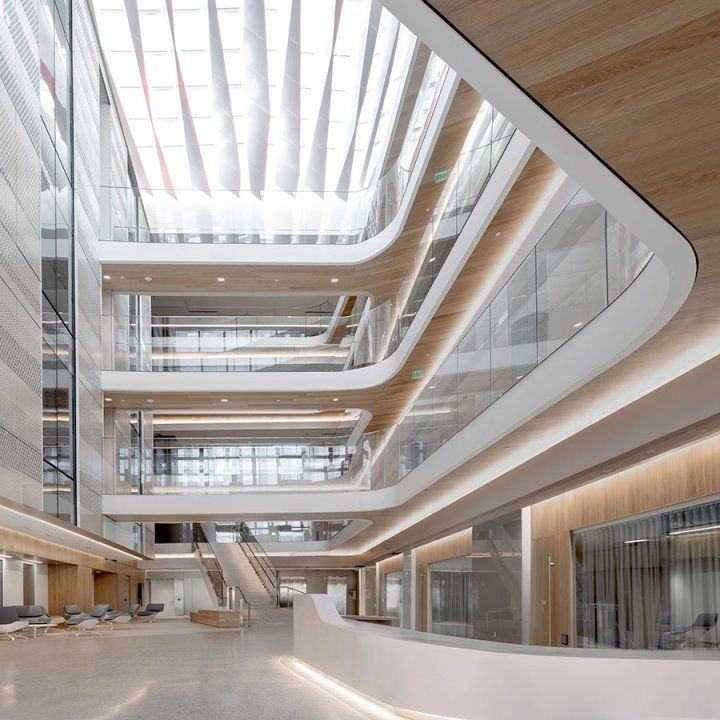 An airy and light-filled lobby welcomes patients and visitors to the UCSF Nancy Friend Pritzker Psychiatry Building.