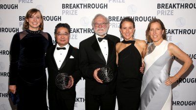 Walter-Mori-at-Breakthrough-Prize-2017.jpg