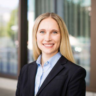 Headshot of Julia Carnevale