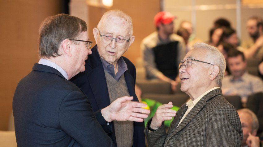 Herb Sandler talking to Sam Hawgood and Keith Yamamoto